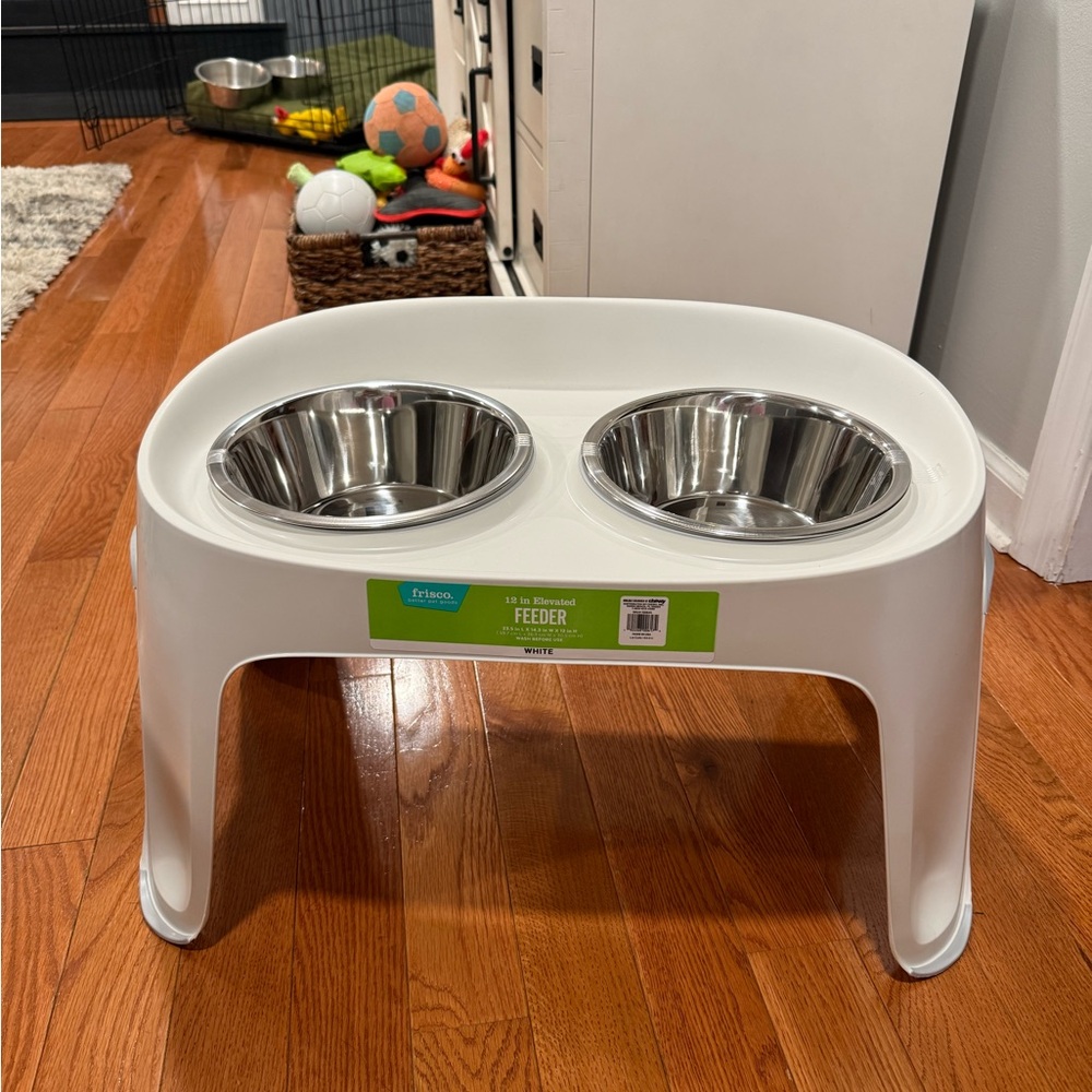 Frisco Elevated Pet Feeder with Stainless Steel Bowls